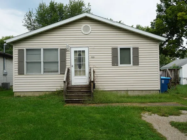 705 E Timber St, Pontiac, IL 61764