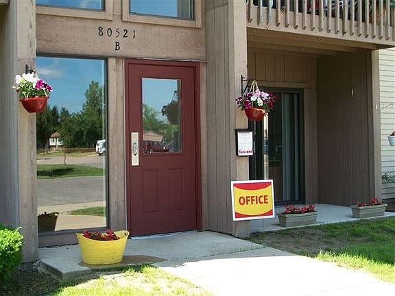 Office With Applications Available 24 Hours A Day 7 Days A Week