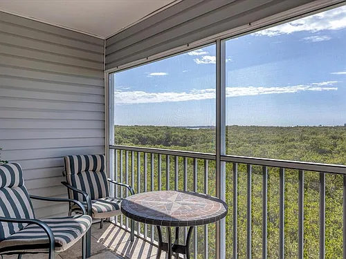 3607 E Bay Dr #206 Photo 1