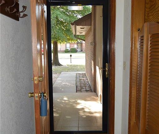 3rd image of 4909 Smoking Oaks Dr
