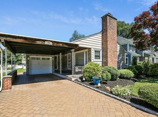 76 Fieldstone Dr, Springfield, NJ 07081