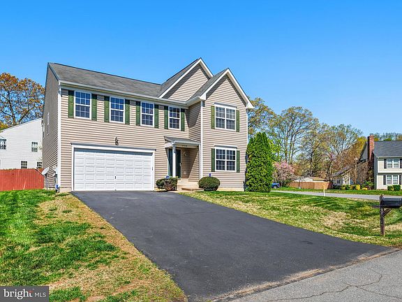 2nd image of 5720 Glen Eagles Dr