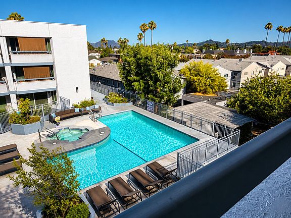 2nd image of 12540 Chandler Blvd #318