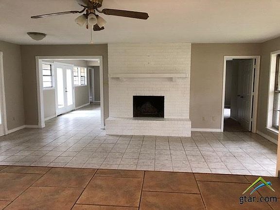 5th image of 15906 Scenic View Dr