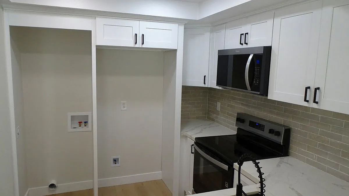 2 bed, 1.0 bath, 1092 sqft, $3,000 — Photo 3