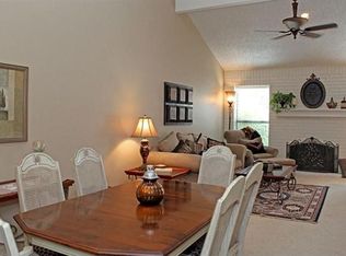 21 Timber Creek Dr, Conroe, TX 77301
