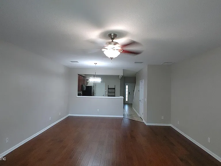 11225 Campfield Cir — Photo 16