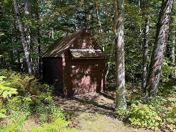 5th image of 547 Williams Road