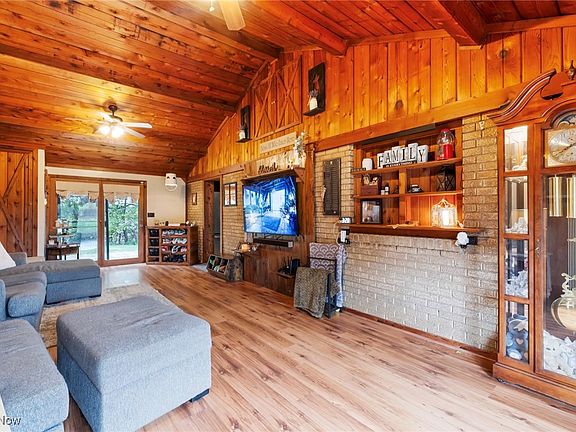 5th image of 15167 Cricket Ln