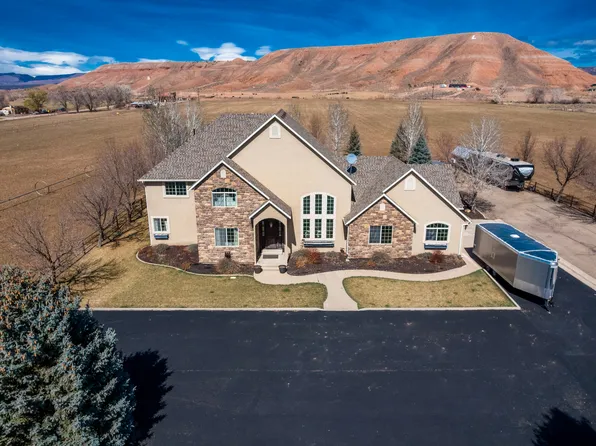 11103 E 7000 N, Lapoint, UT 84039