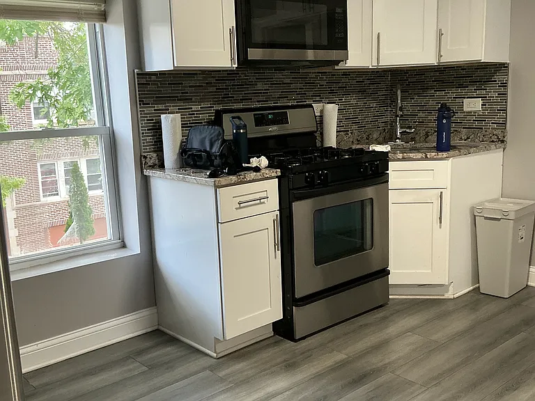 1400 N Lawndale Ave #2 — Photo 2