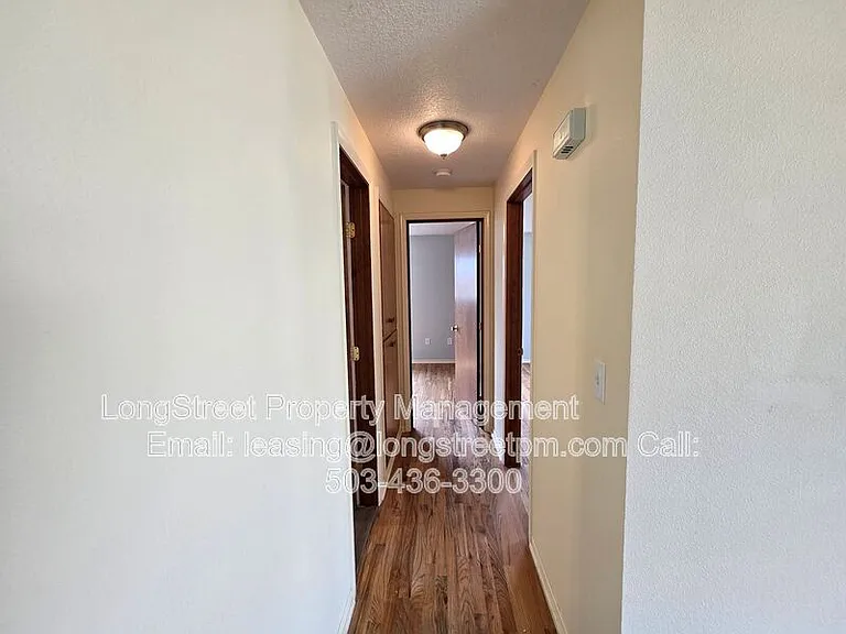 968 NW Cleveland Ave — Photo 7