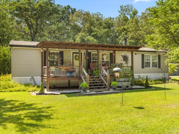845 Schoolhouse Rd, Dorchester, SC 29437