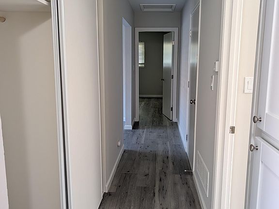 3rd image of 1110 White Dr