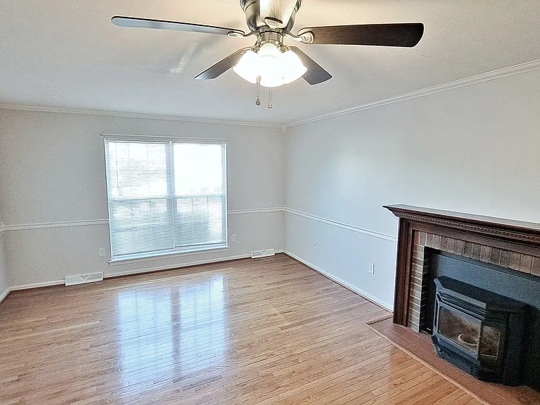 58 Frock Dr — Photo 21