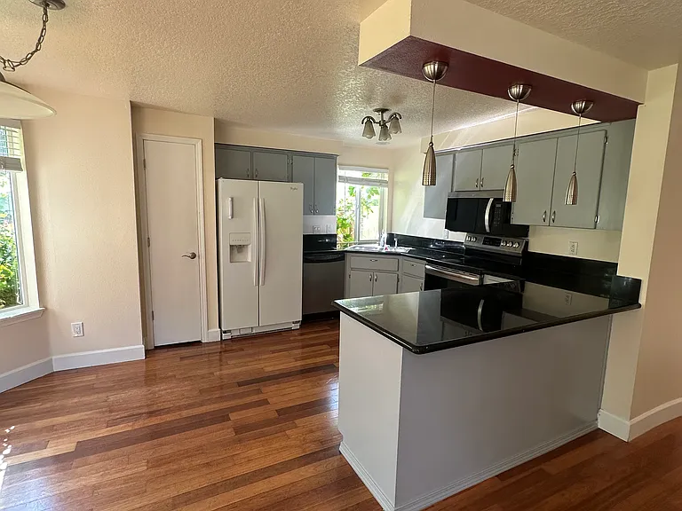 15621 SW Bristlecone Way — Photo 8