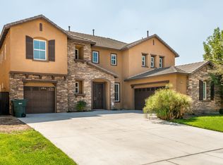 7942 Sorrel Ln, Corona, CA 92880