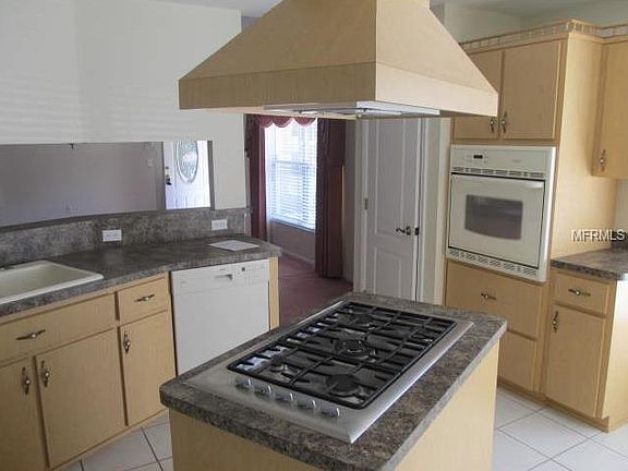 3rd image of 5428 Tall Pines Dr