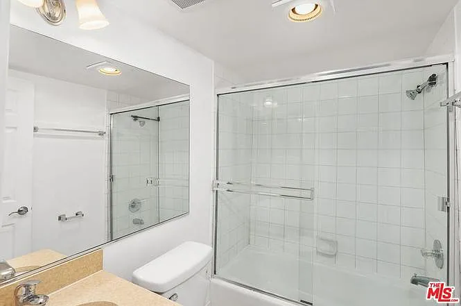3712 Evans St #7 — Photo 10