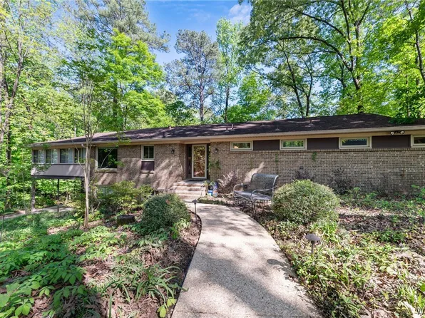 335 Woodridge Dr, Tuscaloosa, AL 35406