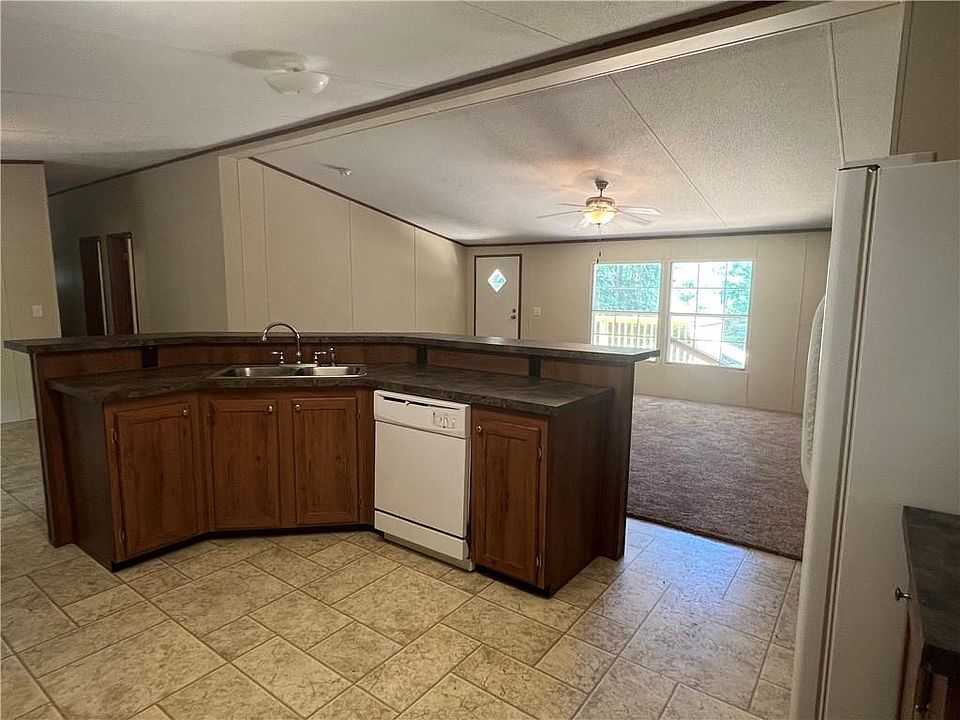 1196 Highway 115, Deville, LA 71328 | Zillow