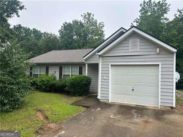 2850 Cedar Trace Dr, Ellenwood, GA 30294