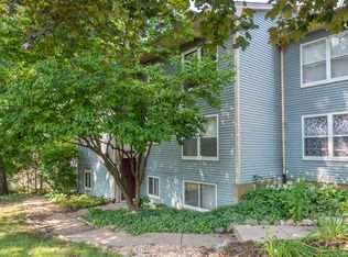 764 Terrace Ct APT C, Elgin, IL 60120