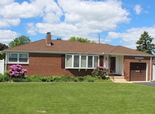 417 Edgehill Rd, York, PA 17403