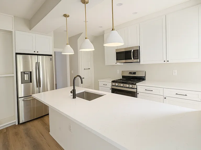 Brand new kitchen and appliances in 2025