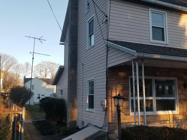 212 Franklin St, Pen Argyl, PA 18072