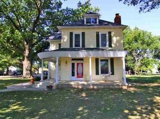 107 N Vine St, Advance, MO 63730