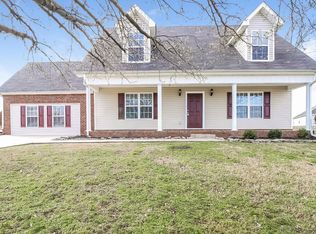 1016 Anna Gannon Dr, La Vergne, TN 37086