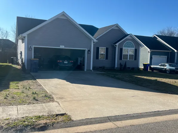 317 Cedar Run St, Bowling Green, KY 42101