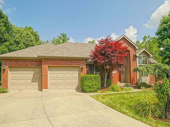 2nd image of 13 Berwick Ct