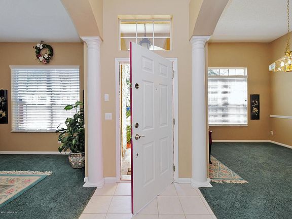 723 Harbor Winds Dr-3