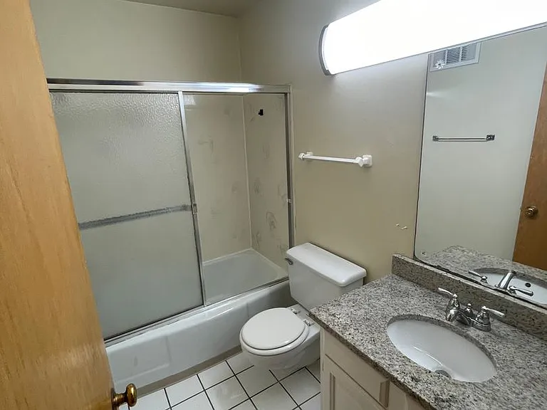 70 W Northwood Ave — Photo 64