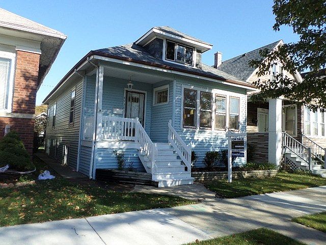 1st image of 4938 W Waveland Ave