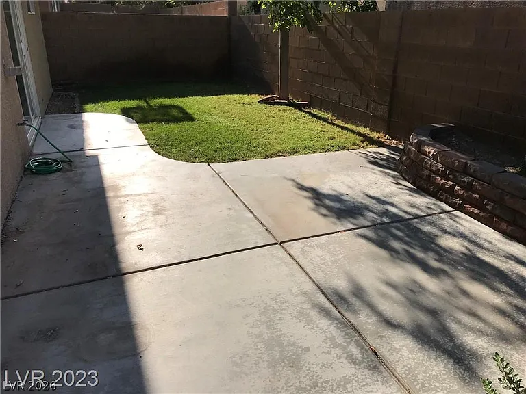 9746 Kampsville Ave — Photo 31