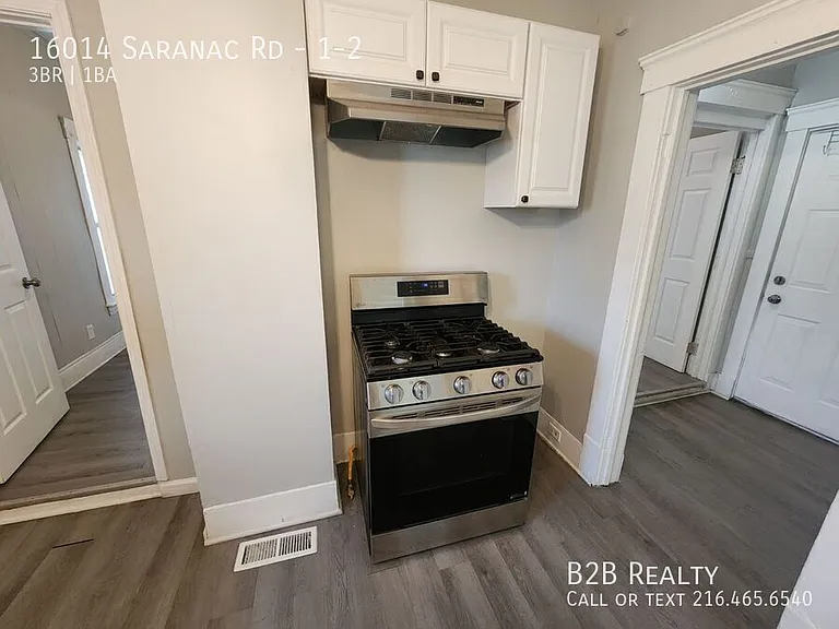 16014 Saranac Rd #1-2 — Photo 19