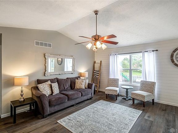 2nd image of 6828 Belleglade Dr