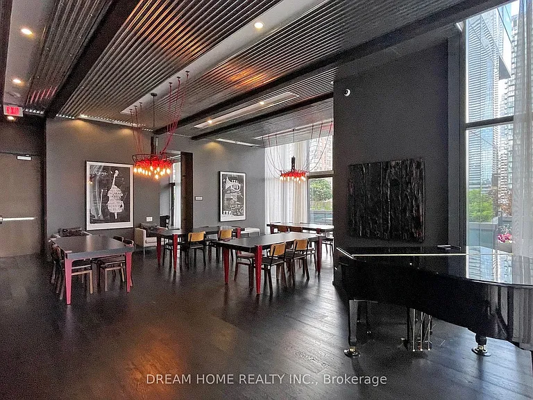 5 Saint Joseph St #3801 — Photo 21