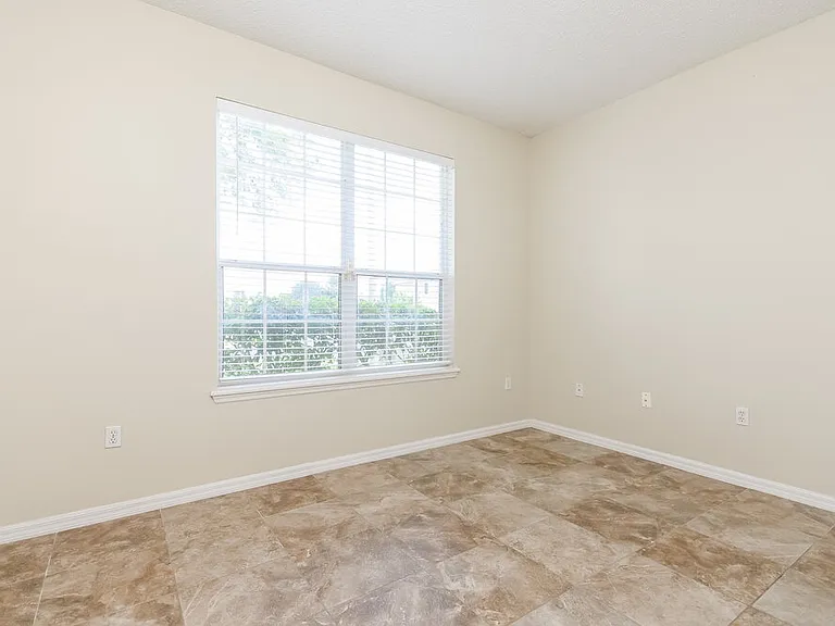 2510 Sherbrook Ln — Photo 14