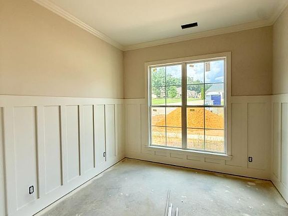 4th image of 2827 Viola Dr