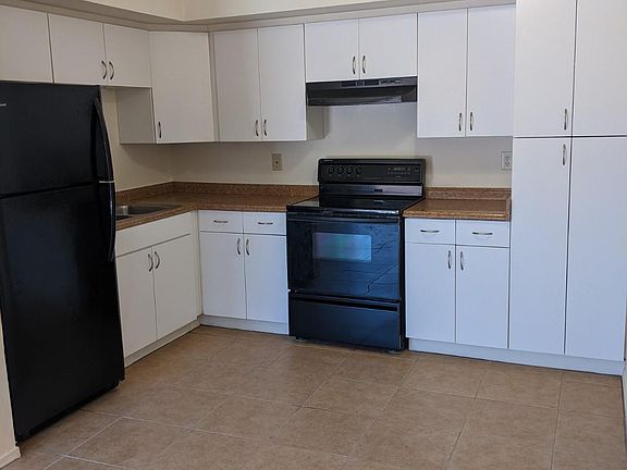 2nd image of 6713 W Myrtle Ave APT 1