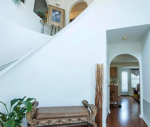 3rd image of 431 Wagon Ave