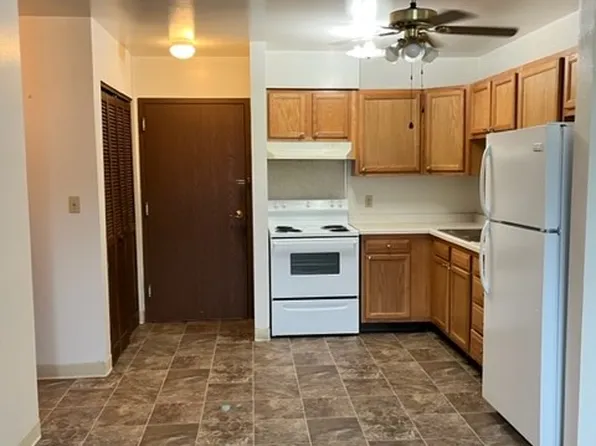 1101 Fritzie Ave #11, Crivitz, WI 54114