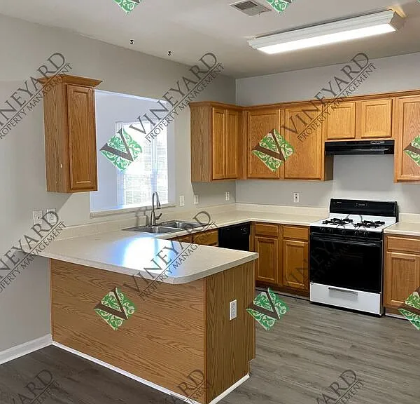 3325 Chastain Landings Ct — Photo 19