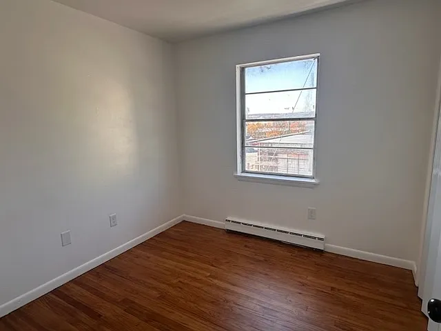 1295 E Main St #8 — Photo 4