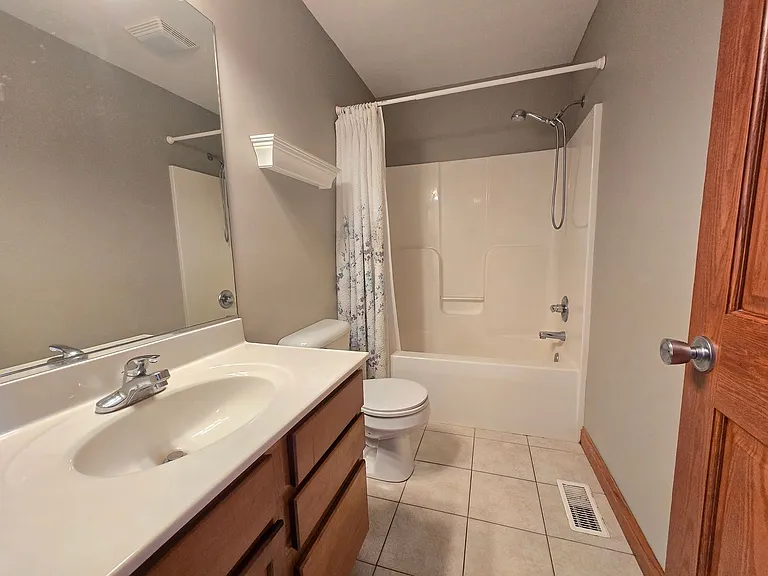 7 Carleton Ct — Photo 26