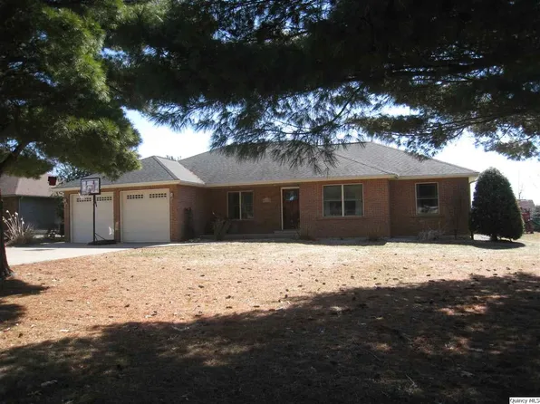 1608 Highland Ln, Quincy, IL 62305